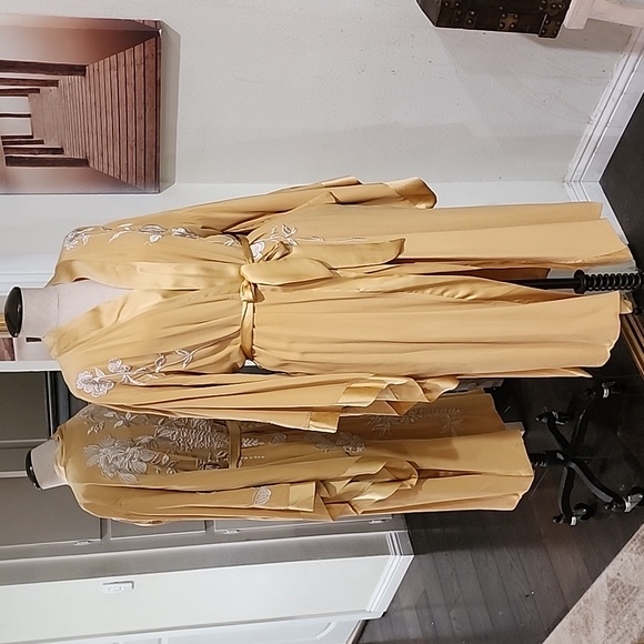 Nwt Johnny Was Reversible  Silk Kimono Size Small - Picture 2 of 10